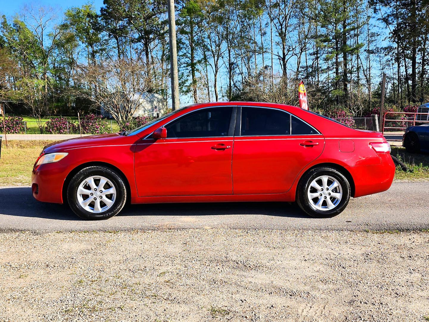 2011 Toyota Camry SE (4T1BF3EK9BU) with an 2.5L L4 DOHC 16V engine, 6-Speed Automatic transmission, located at 18001 Kellogg Rd, Saucier, MS, 39574, (228) 832-1441, 139.421463, -76.641457 - Photo#3